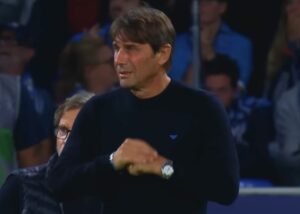 Napoli, Conte: “Gli altri parlano di fuochi d’artificio, noi li faremo in campo. Su Banda…”