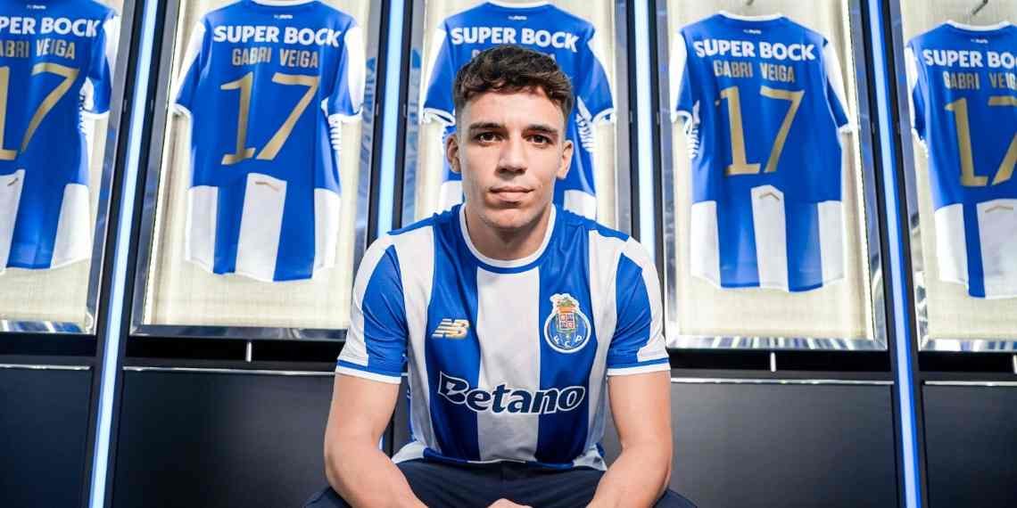Gabri Veiga centrocampista del Porto, in passato rifiutò il Napoli per l'Al-Ahli