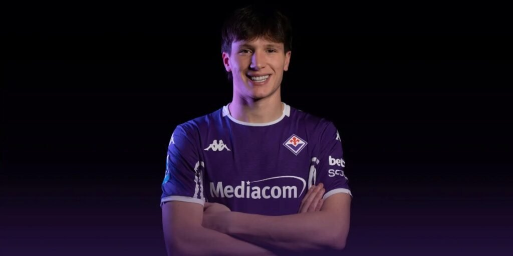 Giovanni Fabbian con la maglia della Fiorentina