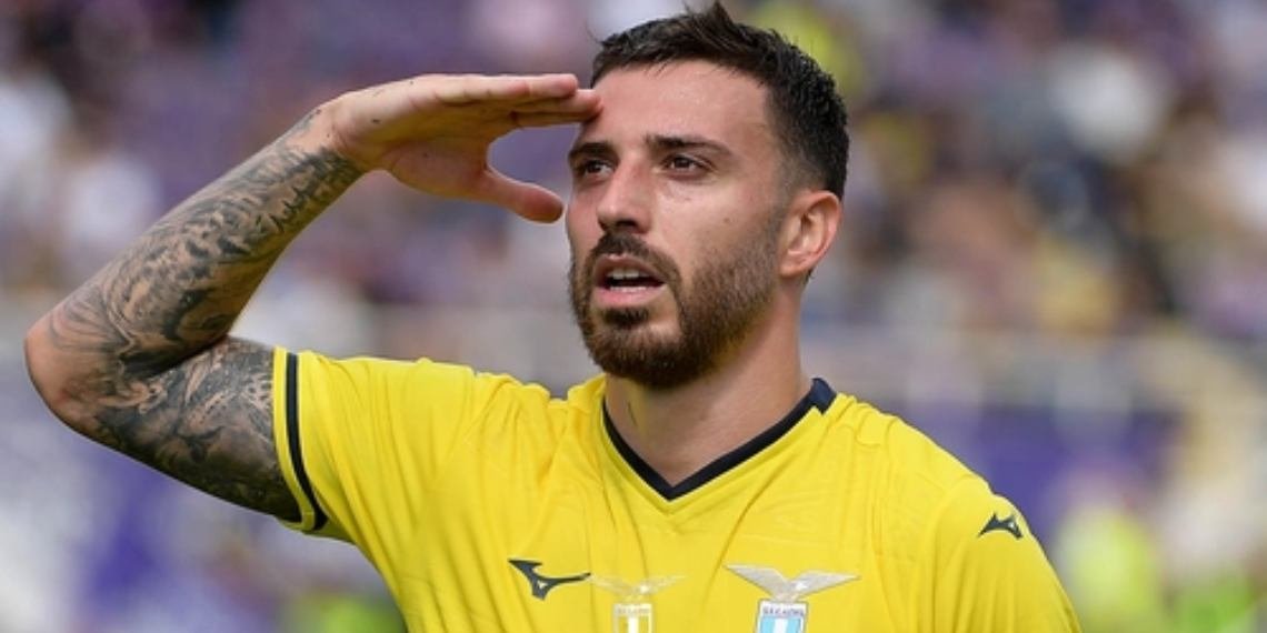 Mario Gila difensore della Lazio