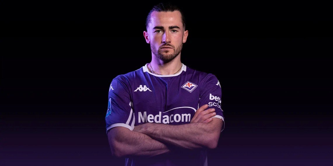 Harrison con la maglia della Fiorentina