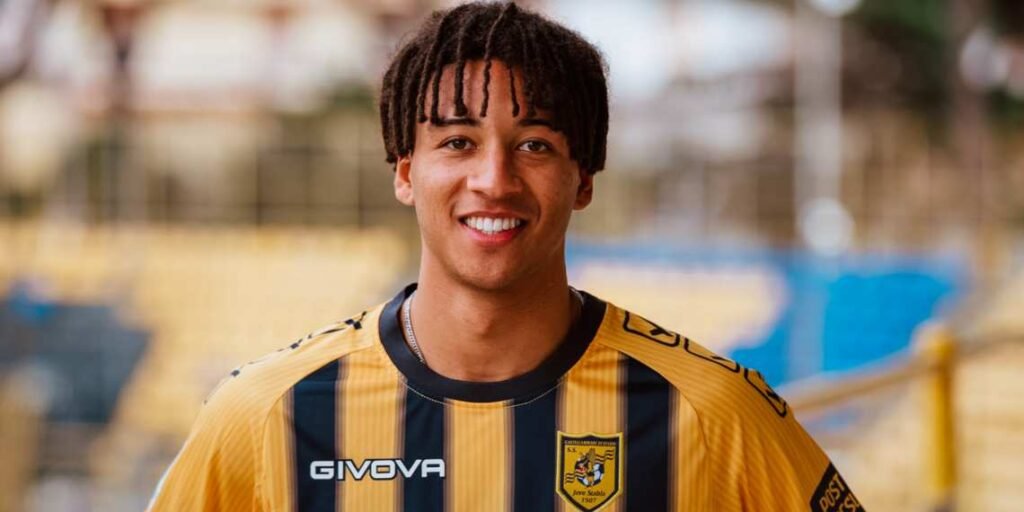 Zeroli con la maglia della Juve Stabia