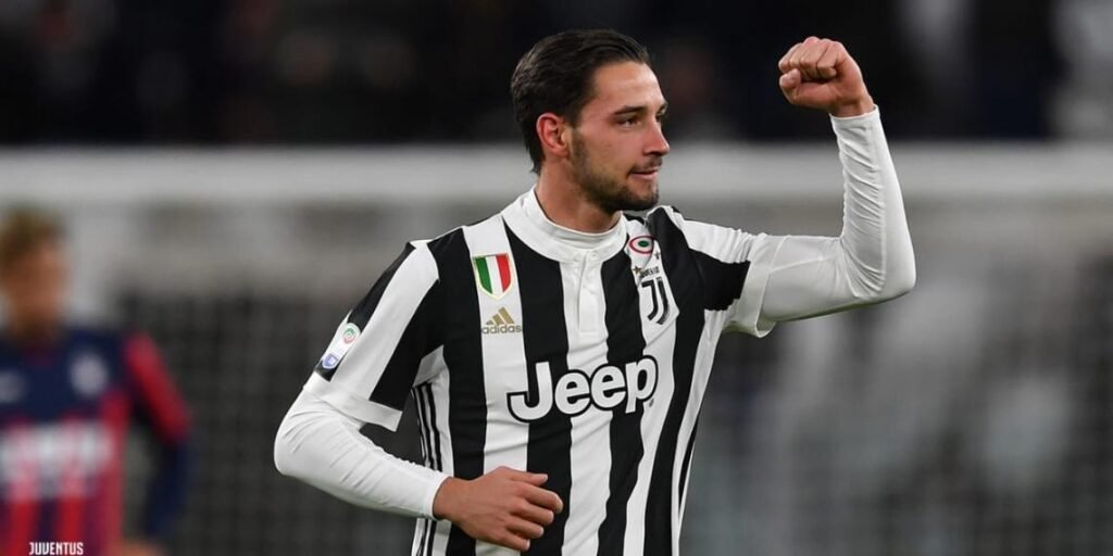 De Sciglio con la maglia della Juventus
