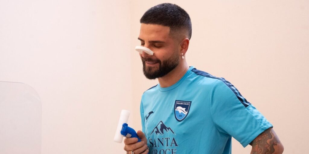 Lorenzo Insigne con la maglia del Pescara