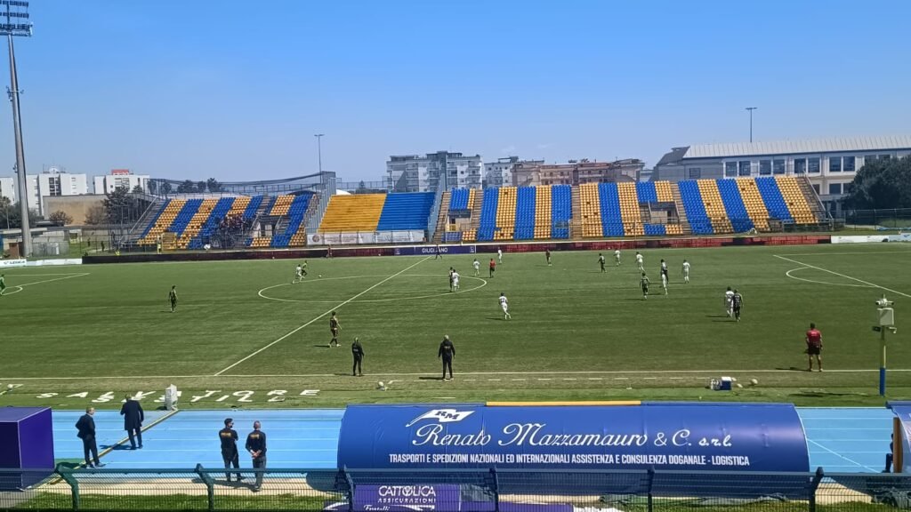 Giugliano-Crotone, Serie C 2025/26