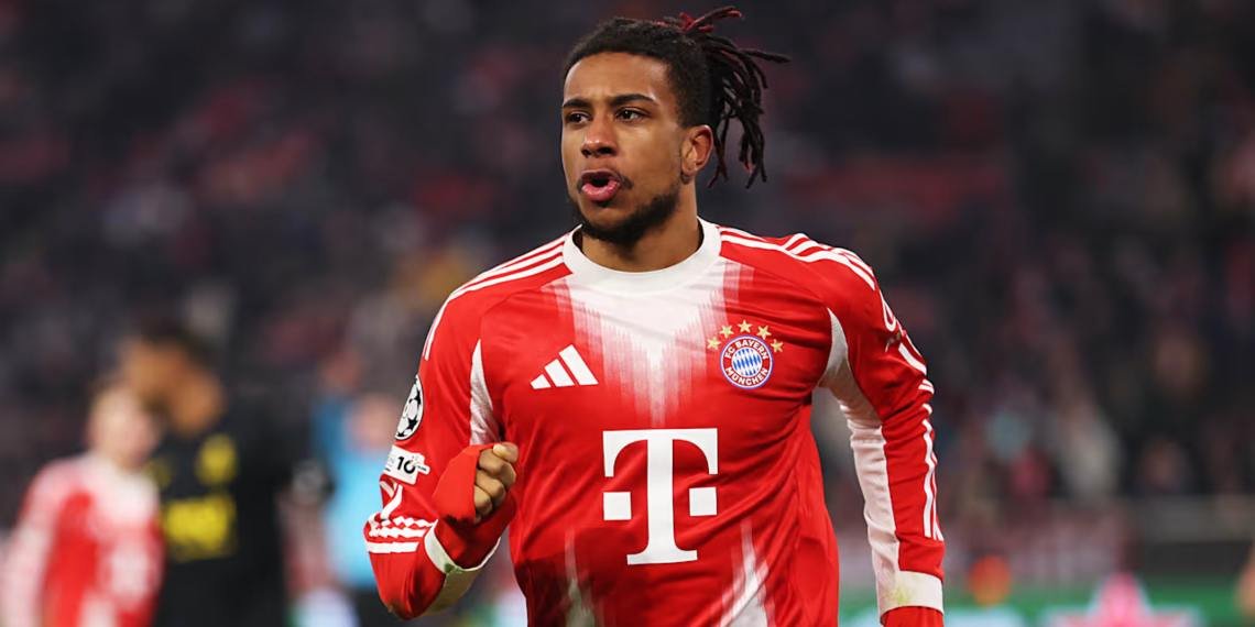 Olise con la maglia del Bayern Monaco