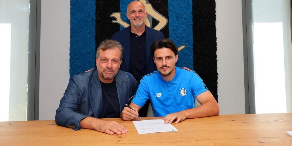 Elmas firma con l'Atalanta